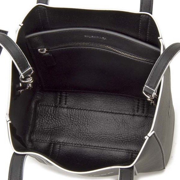 Balenciaga Everyday XXS Leather Tote Bag Black - Picture 3 of 6